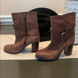 Nine West chunky heel leather boots